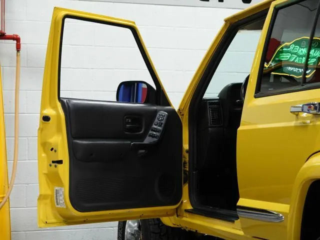 2001 Jeep Cherokee Sport Utility 4D