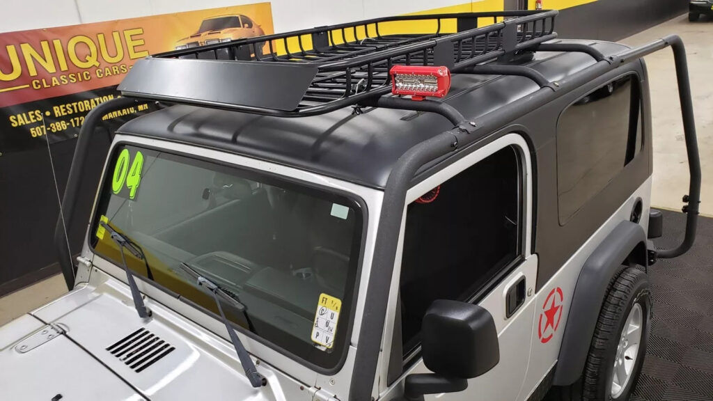 2004 Jeep Wrangler Sport Utility 4×4