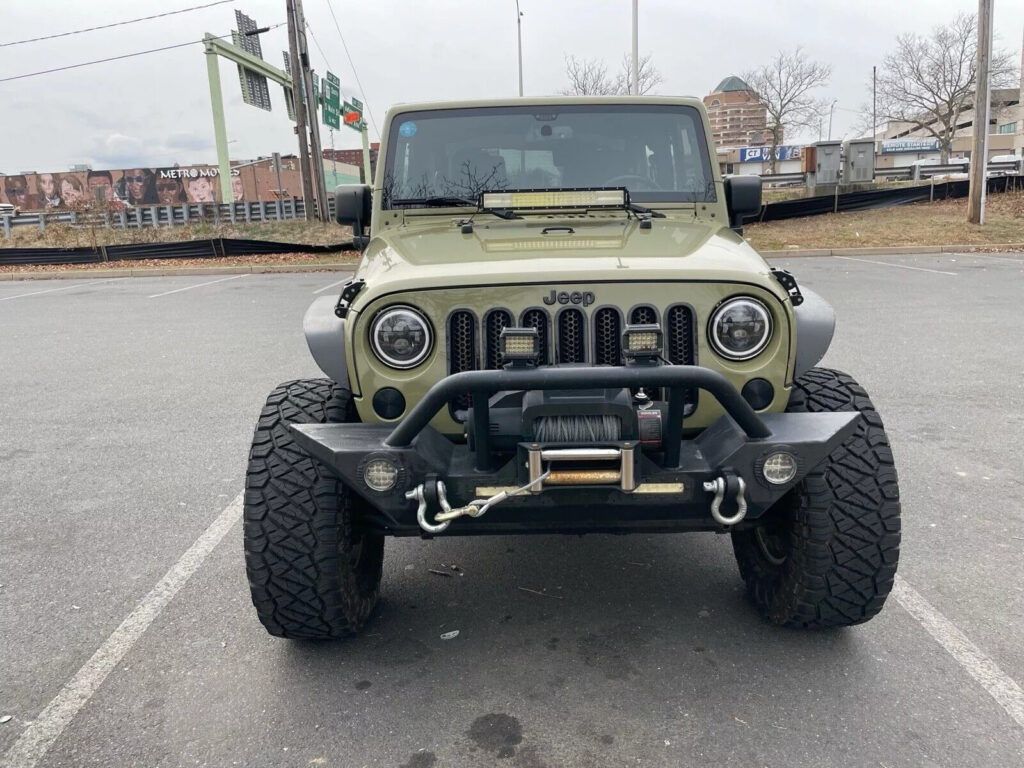 2013 Jeep Wrangler Sport