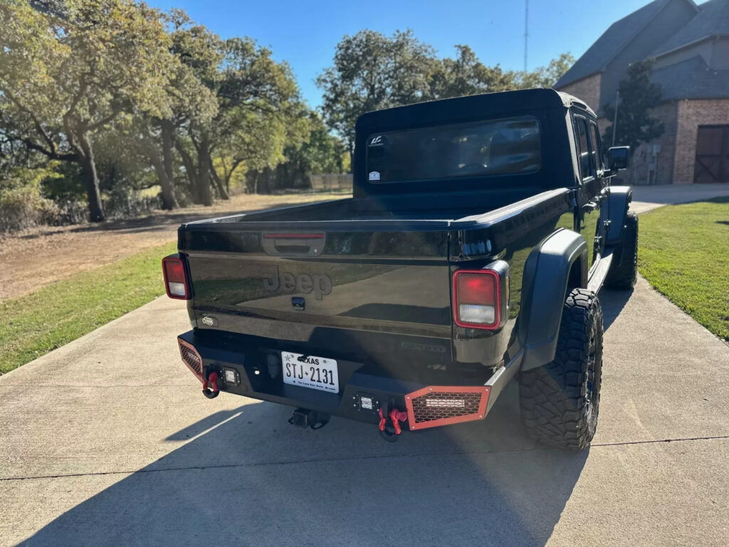 2020 Jeep Gladiator Sport