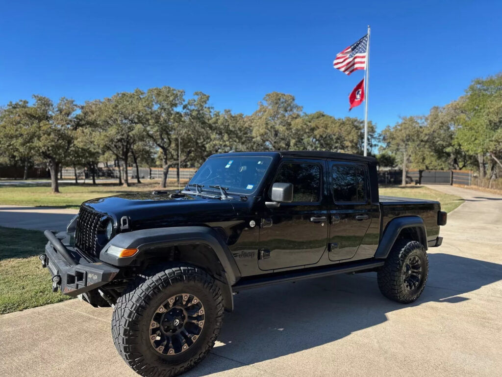 2020 Jeep Gladiator Sport