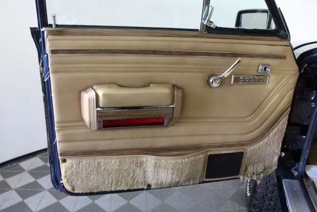 1987 Jeep Wagoneer