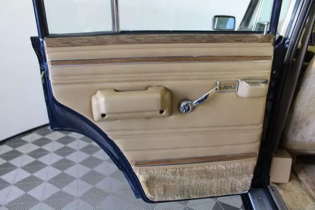 1987 Jeep Wagoneer