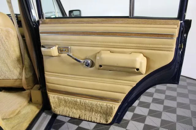 1987 Jeep Wagoneer