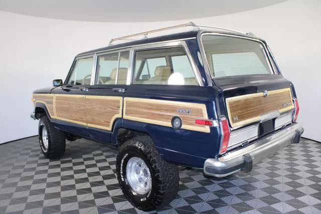 1987 Jeep Wagoneer