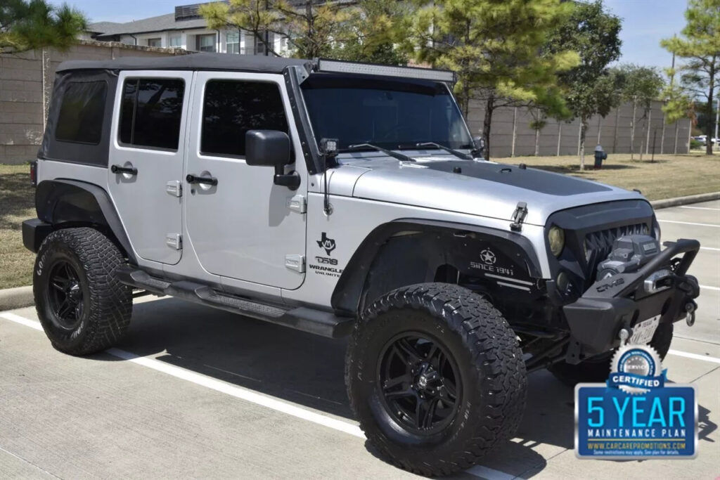2010 Jeep Wrangler Unlimited Sport 4X4 6SPD Manual Winch Lifted NICE