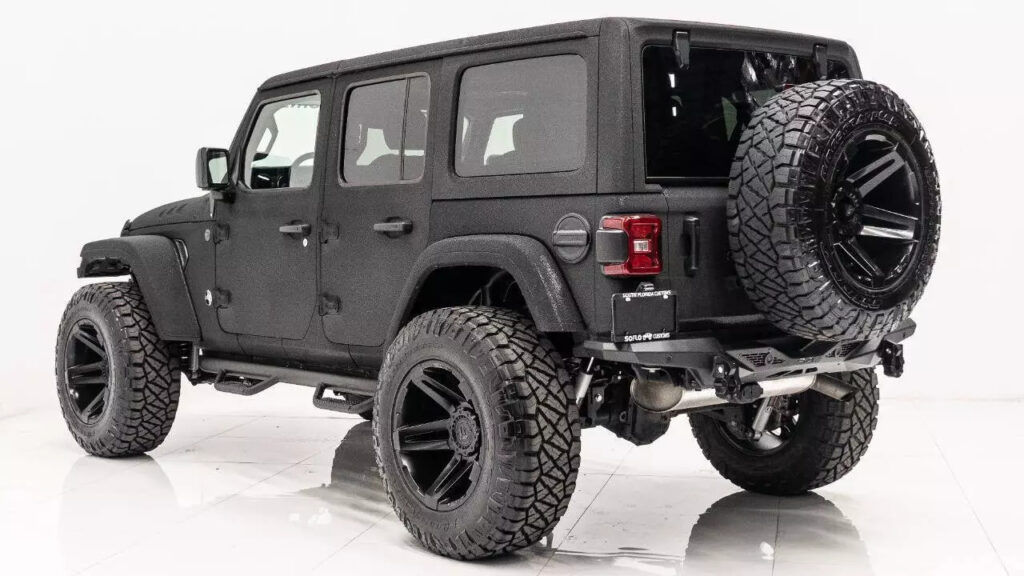 2022 Jeep Wrangler High Altitude 4×4 4dr SUV