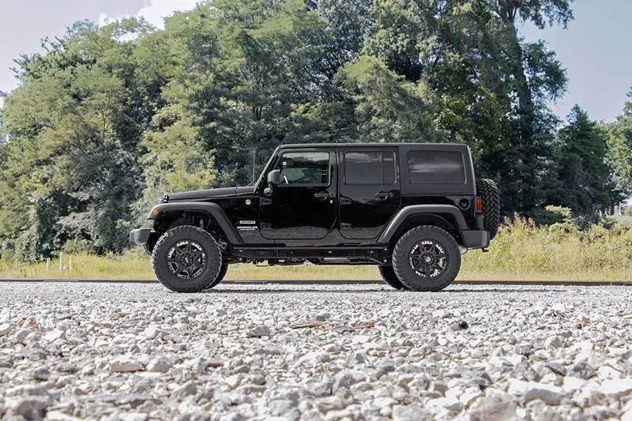 Rough Country 2.5″ Lift Kit N3 Shock for 07-18 Jeep Wrangler JK Unlimited 4 Door