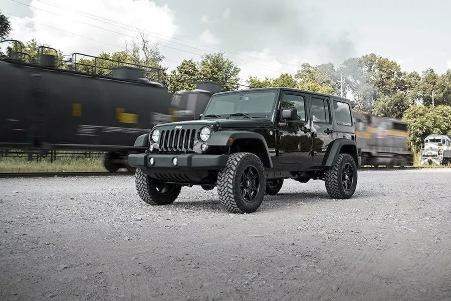 Rough Country 2.5″ Lift Kit N3 Shock for 07-18 Jeep Wrangler JK Unlimited 4 Door