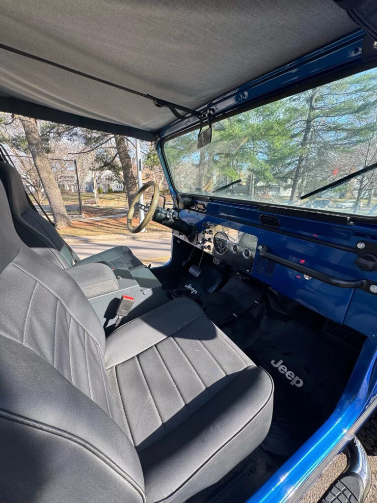 1978 Jeep CJ-7 Fiber