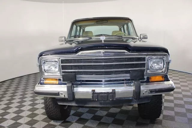 1987 Jeep Wagoneer