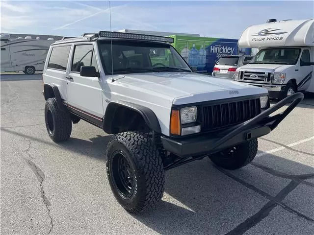 1993 Jeep Cherokee Sport