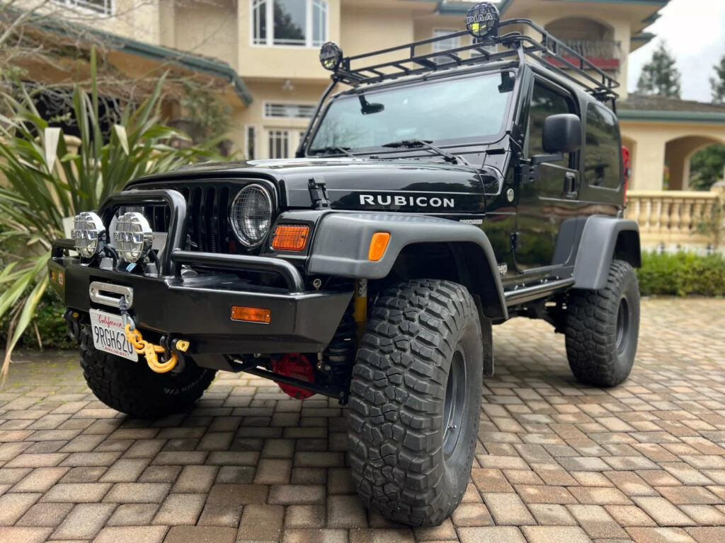 2000 Jeep Wrangler Sport Utility 2D