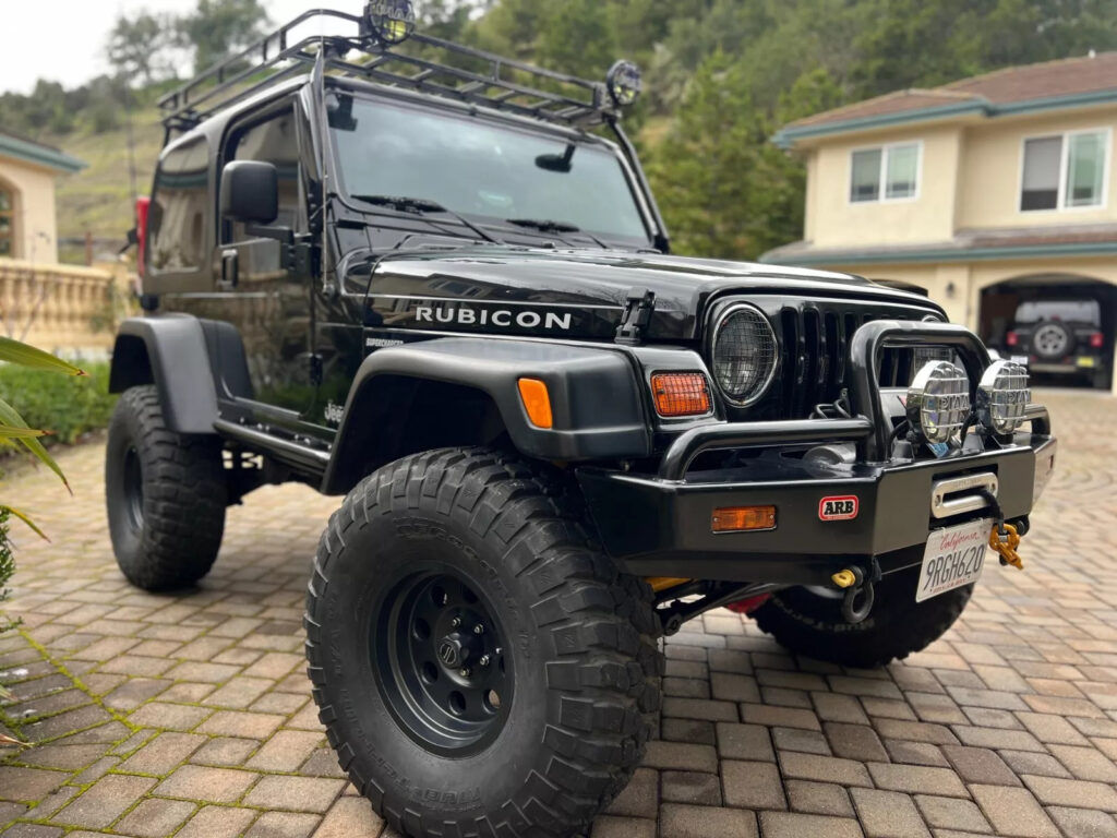 2000 Jeep Wrangler Sport Utility 2D