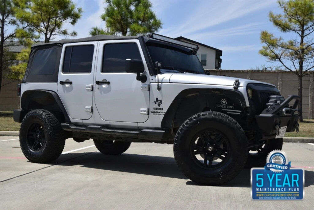 2010 Jeep Wrangler Unlimited Sport 4X4 6SPD Manual Winch Lifted NICE
