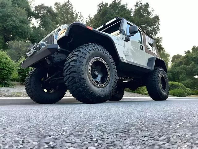2005 Jeep Wrangler Sport SUV 2D