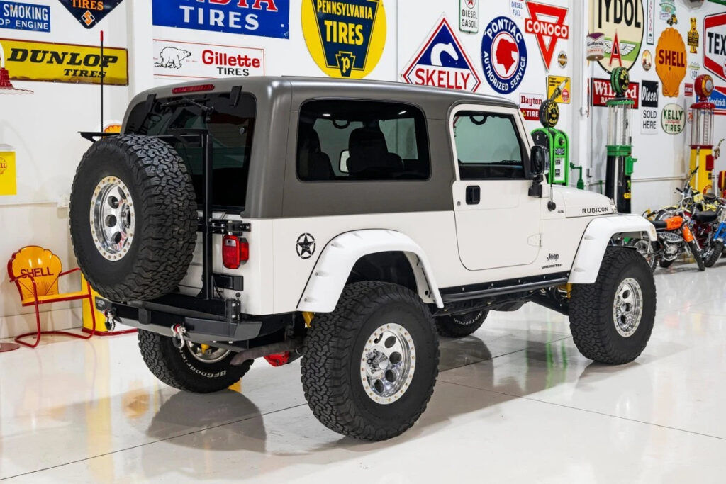 2005 Jeep Wrangler Unlimited Rubicon 34k Miles