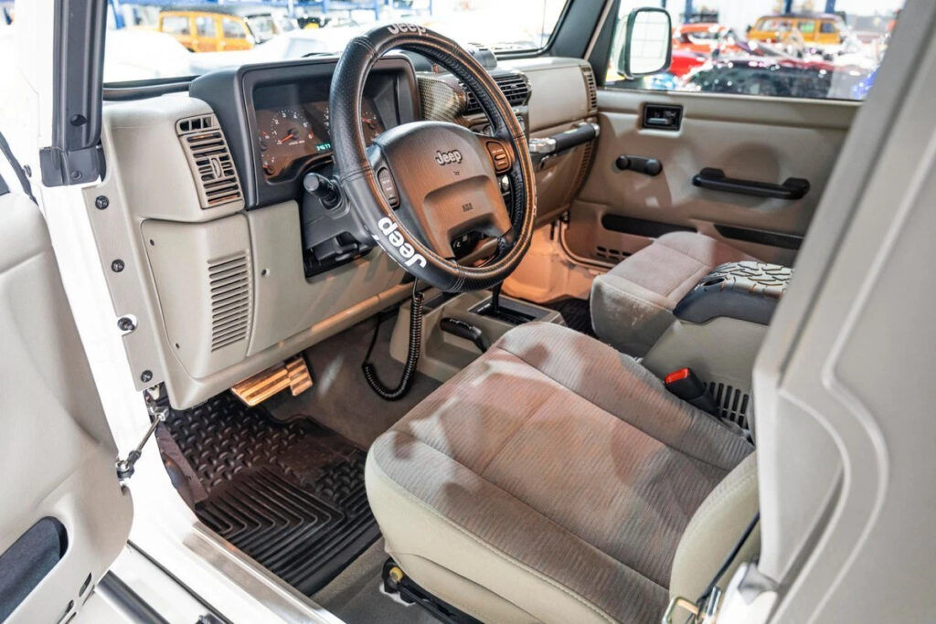 2005 Jeep Wrangler Unlimited Rubicon 34k Miles