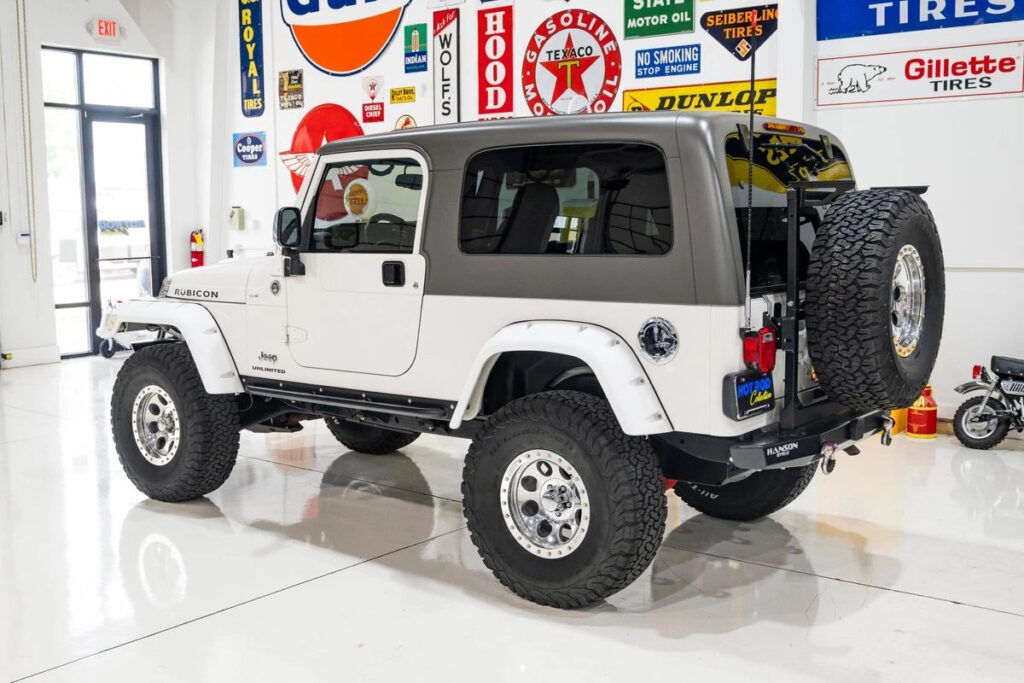 2005 Jeep Wrangler Unlimited Rubicon 34k Miles