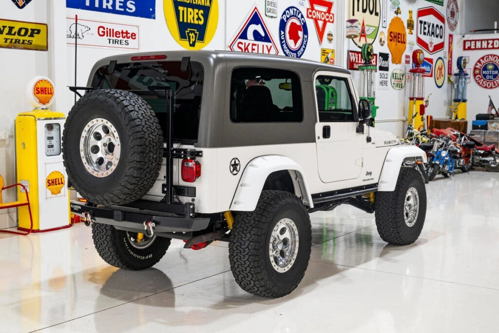 2005 Jeep Wrangler Unlimited Rubicon 34k Miles