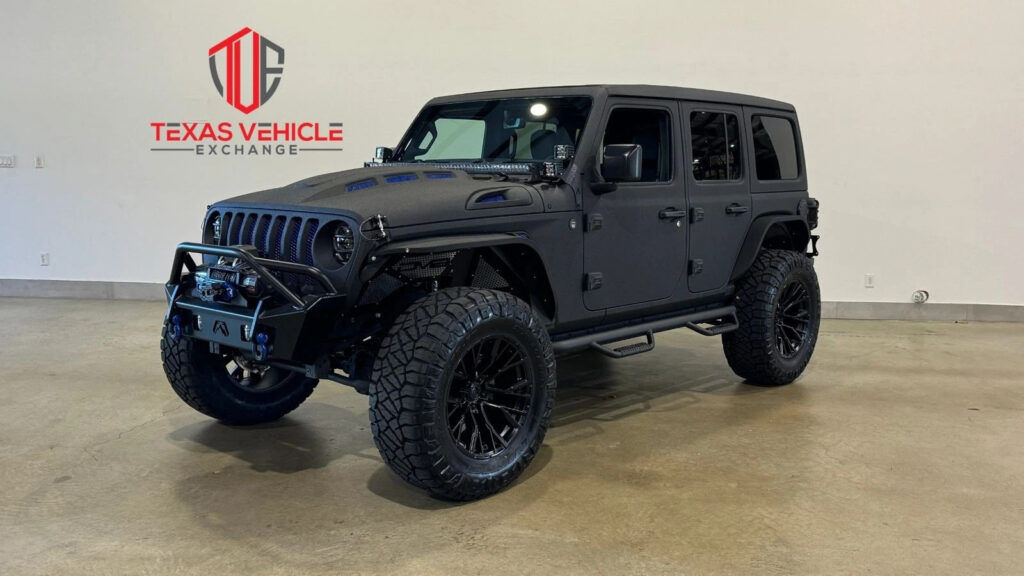 2023 Jeep Wrangler Unlimted Sport 4X4 Skytop,dupont Kevlar,lifted,nav