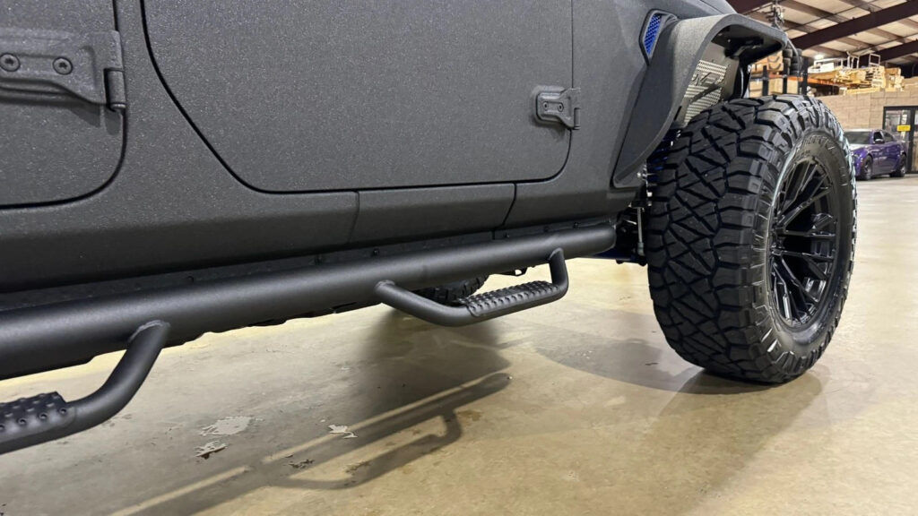 2023 Jeep Wrangler Unlimted Sport 4X4 Skytop,dupont Kevlar,lifted,nav
