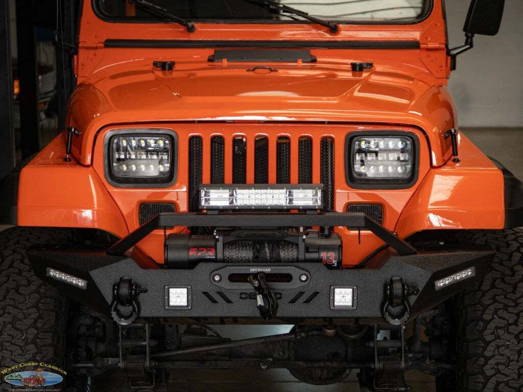1994 Jeep Wrangler Custom SE 4WD SUV
