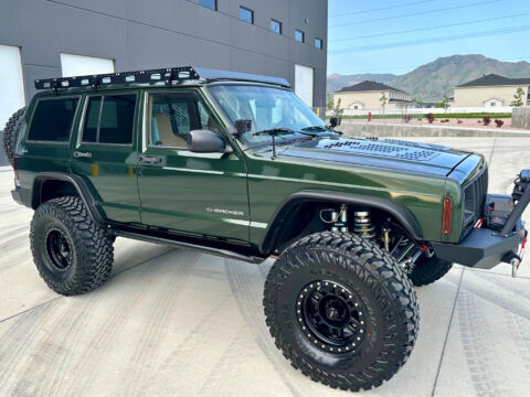 1997 Jeep Cherokee XJ – Beautiful Restomod for sale