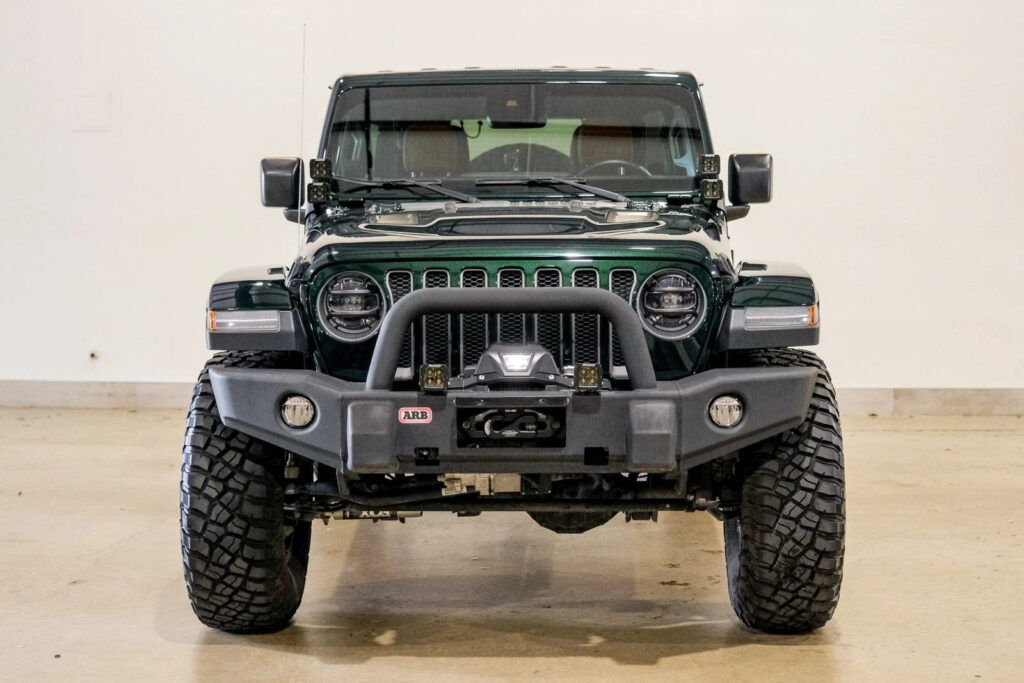 2020 Jeep Wrangler Unlimited Rubicon 392 HEMI CONV 4X4, Bumpers,led’s