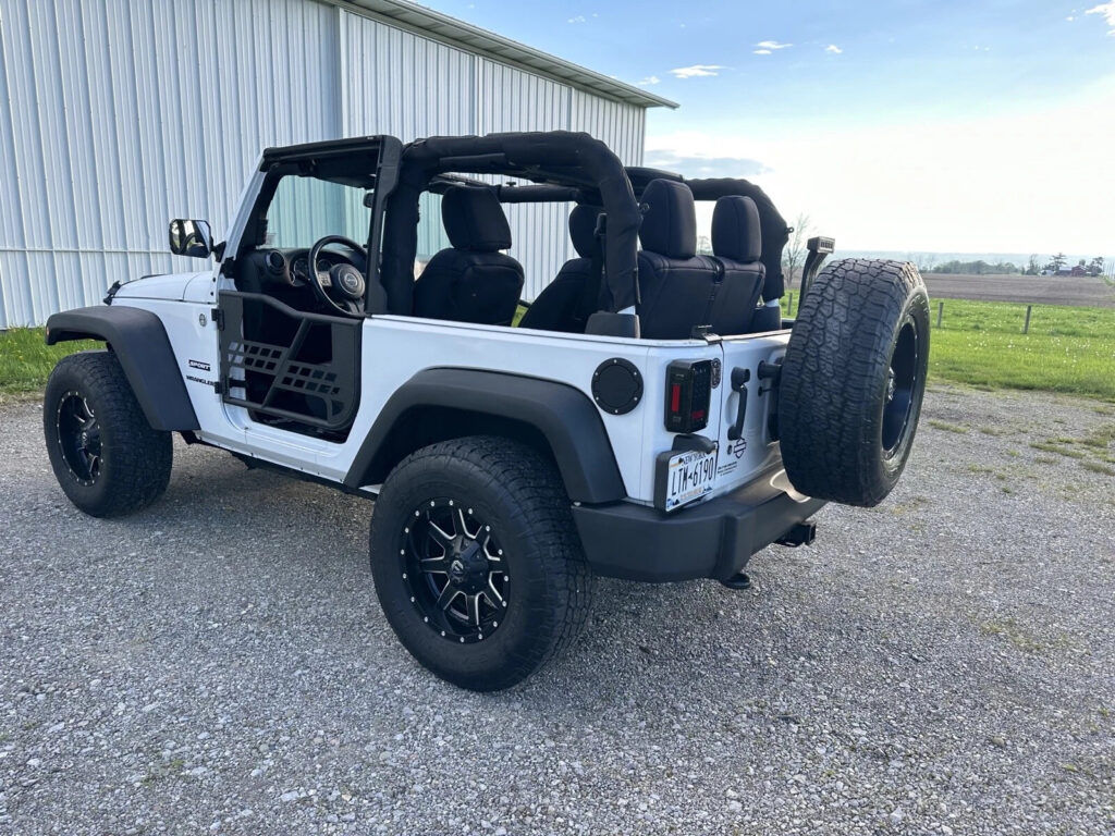 2013 Jeep Wrangler Sport