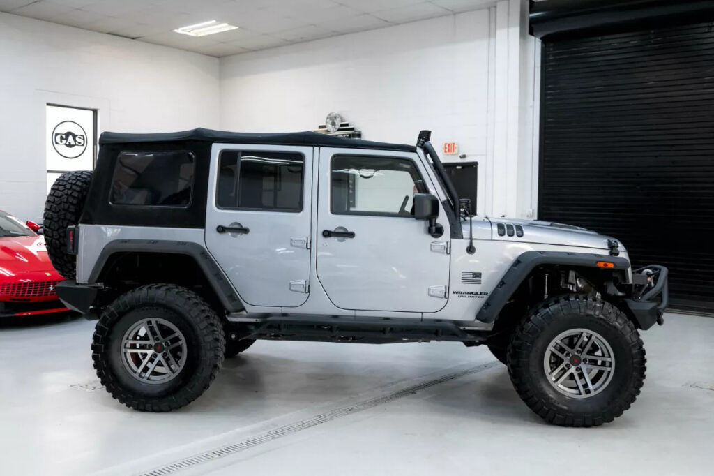 2017 Jeep Wrangler Unlimited Sport 4WD