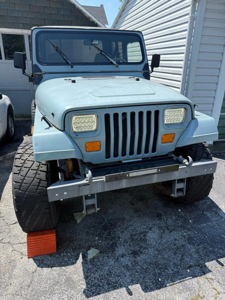 1989 Jeep Wrangler Sahara