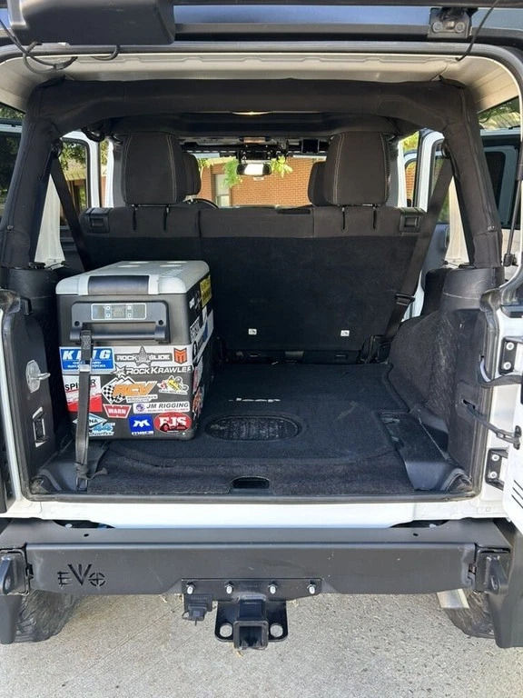 2015 Jeep Wrangler Unlimited Rubicon 4X4 SUV (stock Number 6222873)