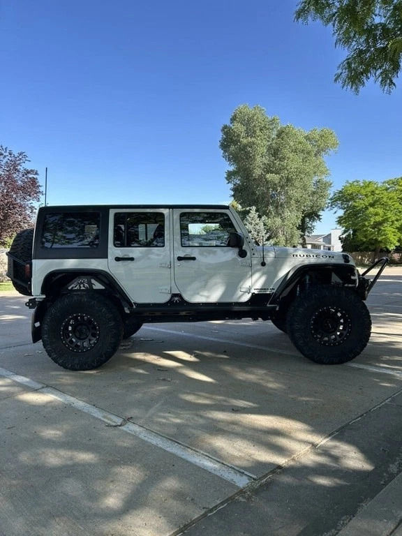 2015 Jeep Wrangler Unlimited Rubicon 4X4 SUV (stock Number 6222873)