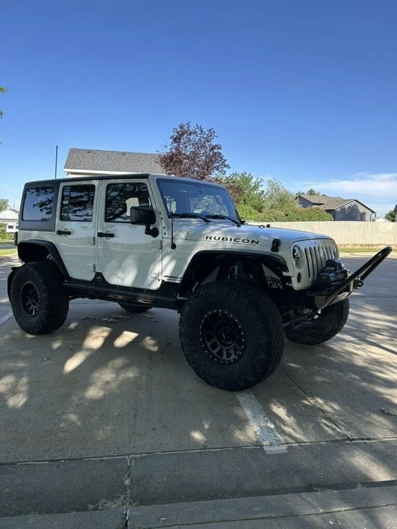 2015 Jeep Wrangler Unlimited Rubicon 4X4 SUV (stock Number 6222873)