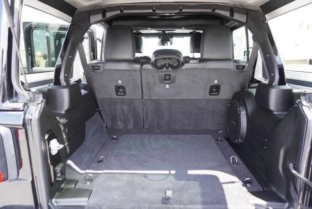 2024 Jeep Wrangler Rubicon X