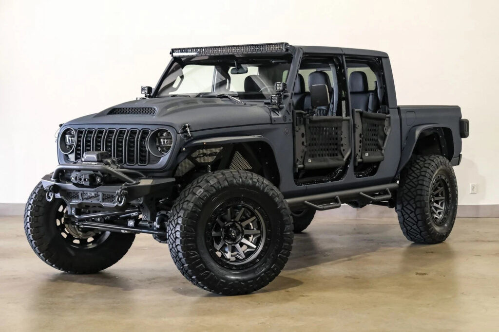 2025 Jeep Gladiator Nighthawk 4X4 Dupont Kevlar,lifted, Bumpers, Led’s