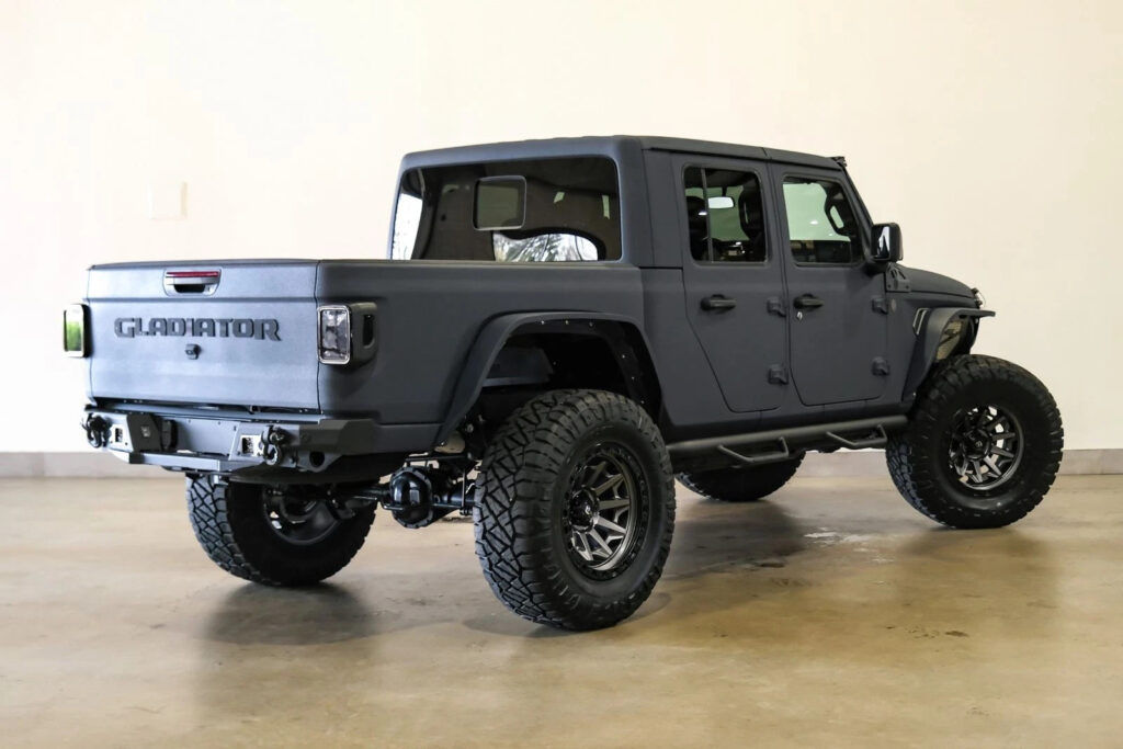 2025 Jeep Gladiator Nighthawk 4X4 Dupont Kevlar,lifted, Bumpers, Led’s
