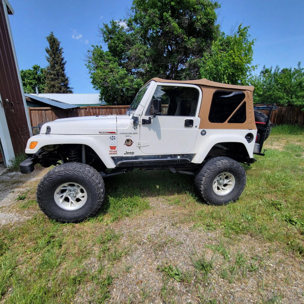 2001 Jeep Sahara