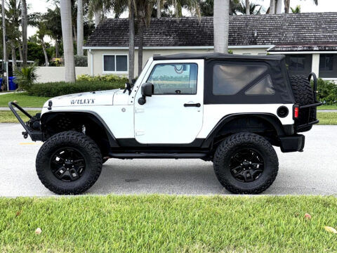 2015 Jeep Wrangler Sahara Rubicon Unlimited Gladiator Cherokee for sale
