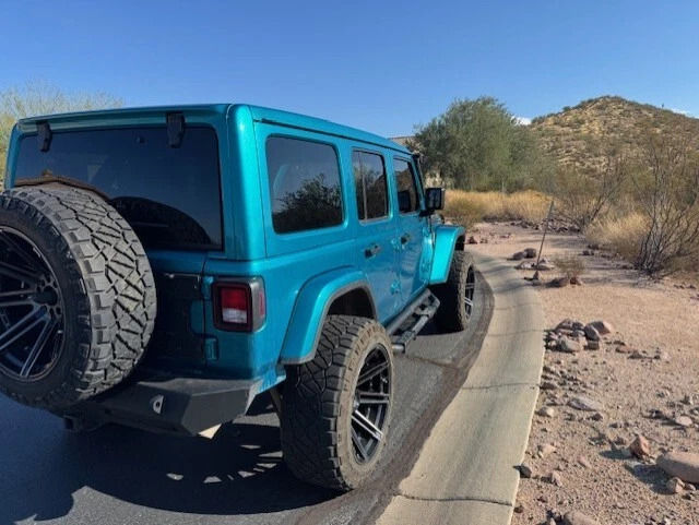 2020 Jeep Wrangler JL Sahara High Altitude