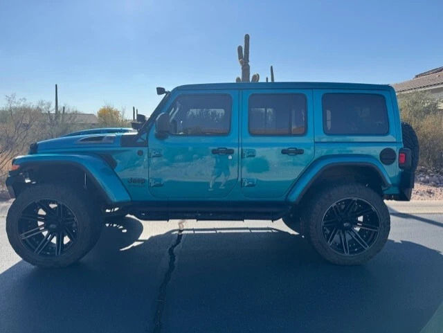 2020 Jeep Wrangler JL Sahara High Altitude