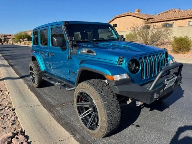 2020 Jeep Wrangler JL Sahara High Altitude