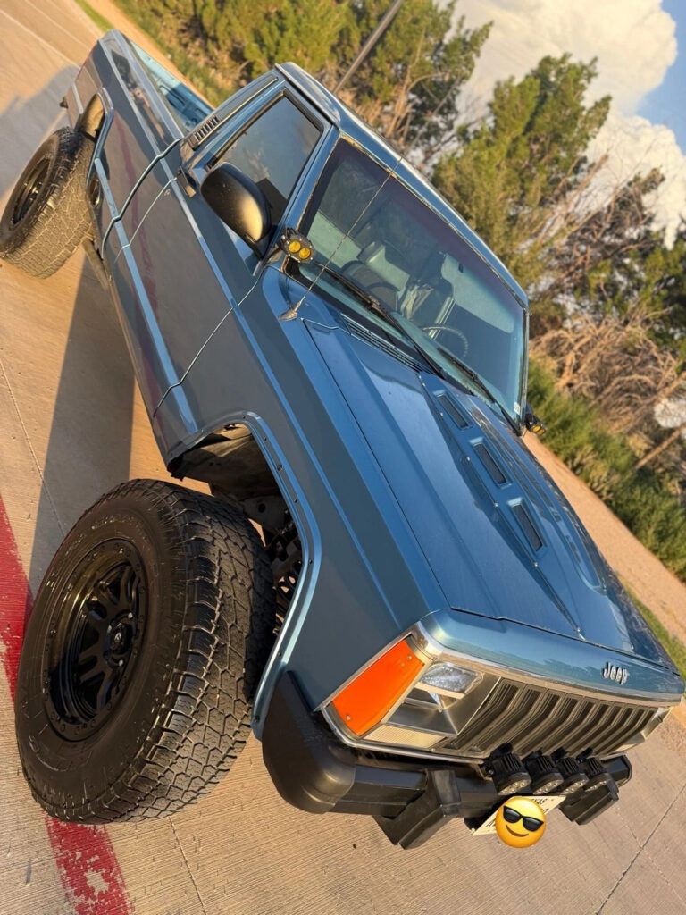 1987 Jeep Comanche