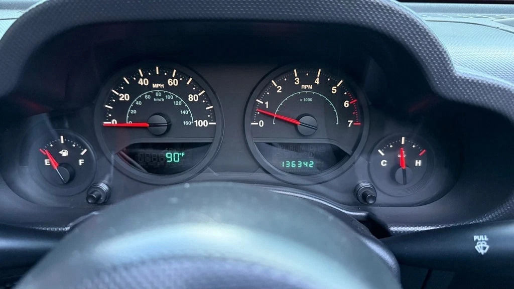 2007 Jeep Wrangler X – 6 Speed Manual Flame RED Loaded W/ Upgrades