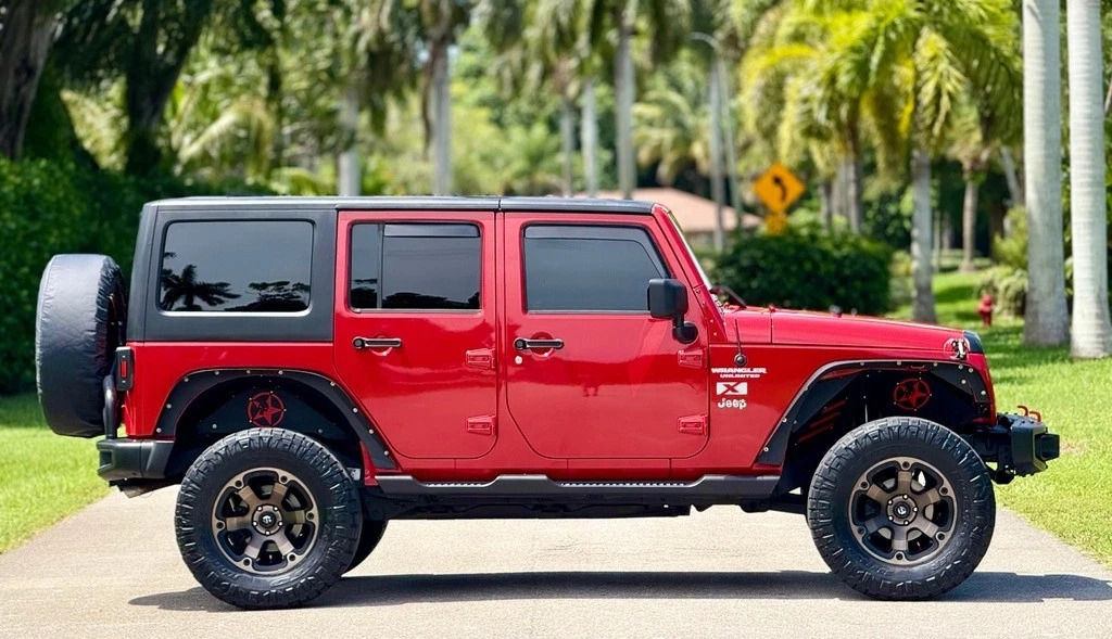2007 Jeep Wrangler X – 6 Speed Manual Flame RED Loaded W/ Upgrades