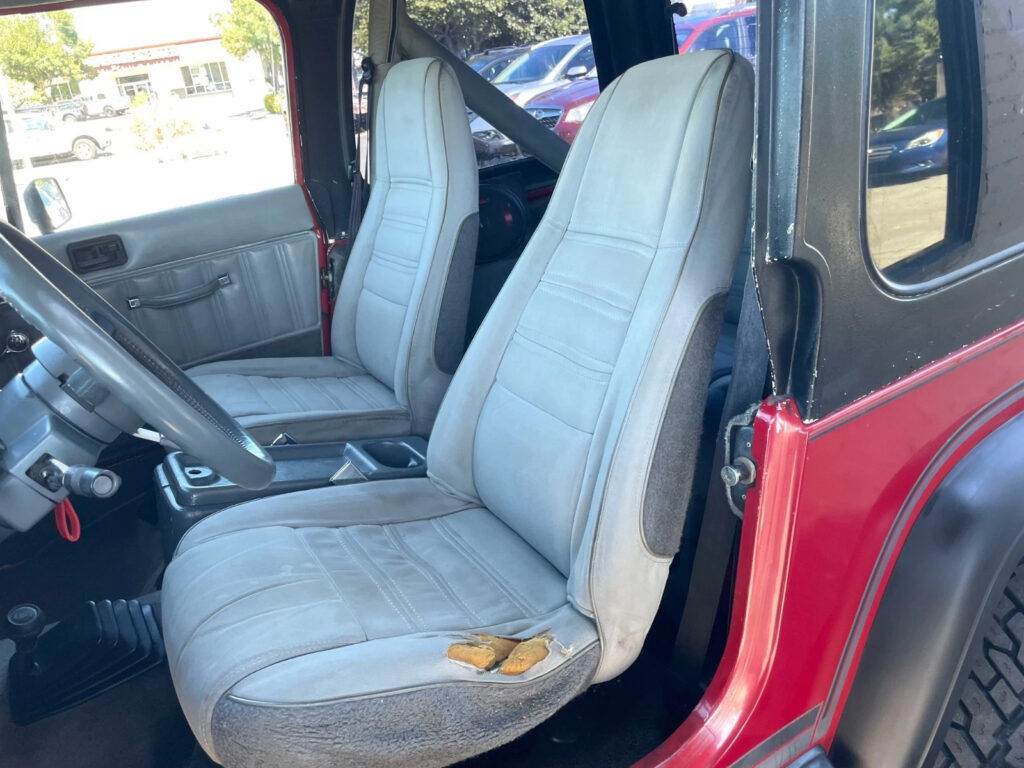 1988 Jeep Wrangler Laredo