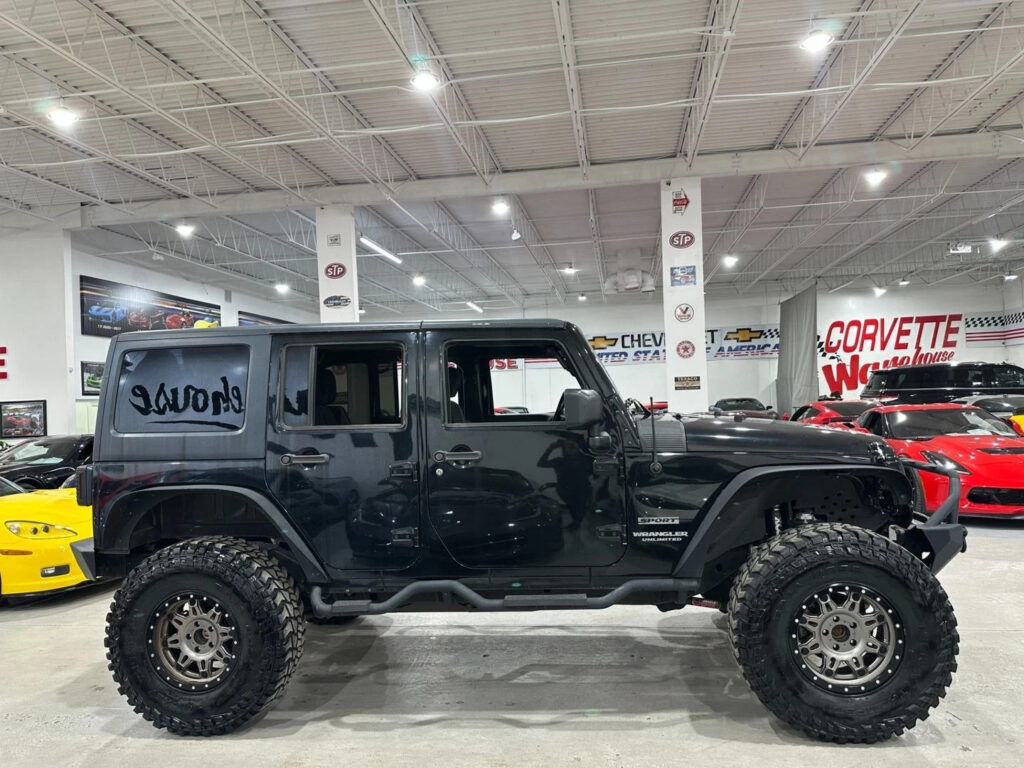 2016 Jeep Wrangler Sport 23S Package, XRC Bumpers, 4″ Lift, 17″on35’s