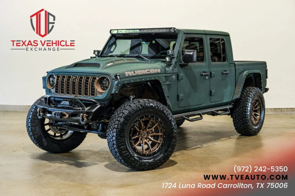 2025 Jeep Gladiator Rubicon 4X4 Dupont Kevlar, Lifted Bumpers ,LED