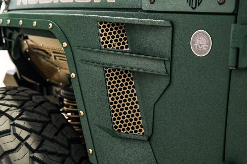 2025 Jeep Gladiator Rubicon 4X4 Dupont Kevlar, Lifted Bumpers ,LED